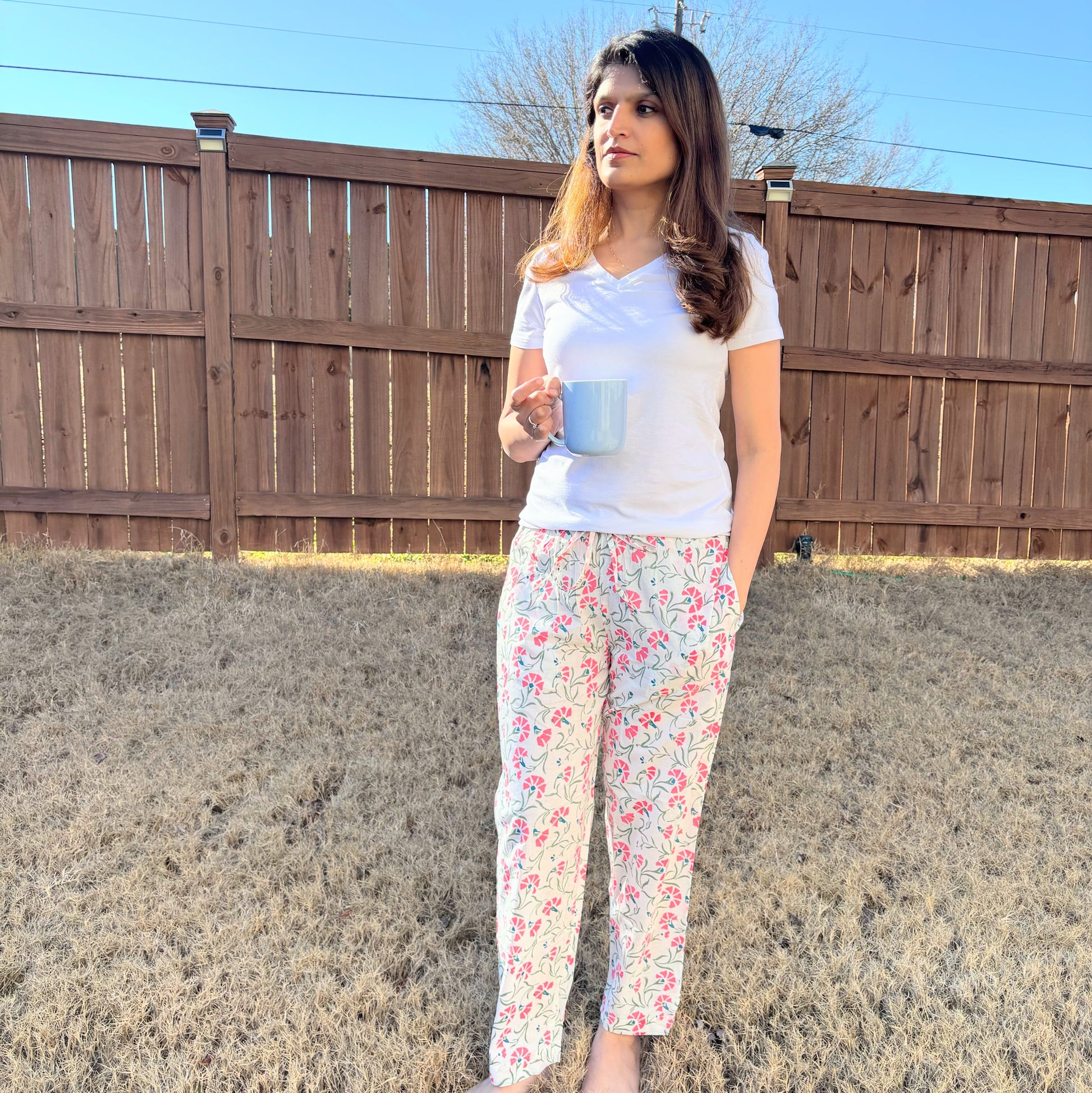 Stylish pink floral print sleep pants, ideal for comfortable lounging and a breathable sleep experience.